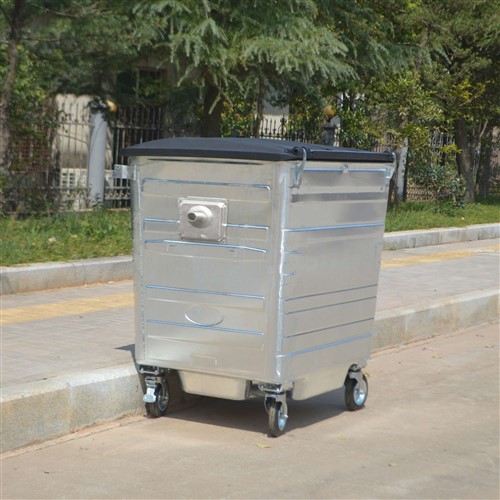جستی فضلے کی ٹوکری۔